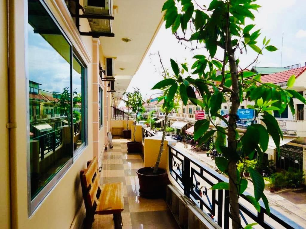 U Dara Inn Siem Reap Exterior foto